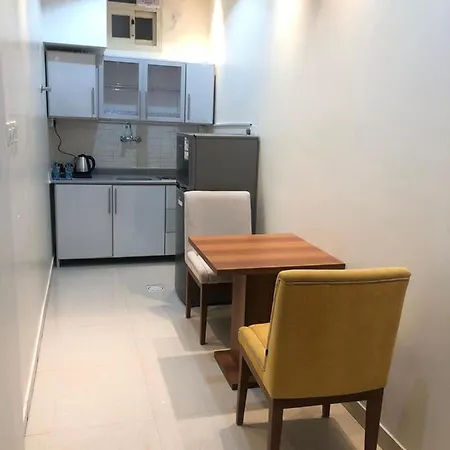 ركن الروشن للشقق المخدومه Ha'il Exterior photo