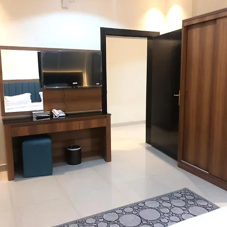 ركن الروشن للشقق المخدومه Ha'il Exterior photo